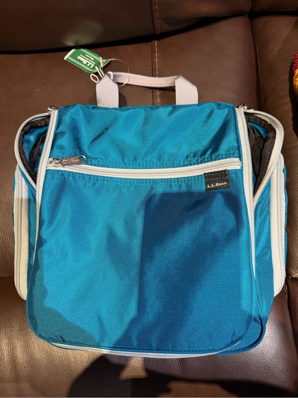 L.L. Bean Teal Travel Organizer with Light Gray Trim